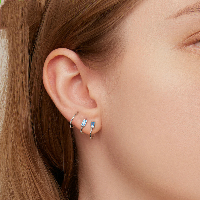 Personalized Design Sense Simple Inlaid Zircon Earrings