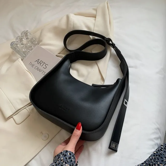 Retro Shoulder Bag Wide Shoulder Strap Crossbody Black - Shop at LoveMi
