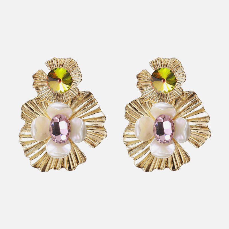 Diamond Palace Retro Alloy Imitation Pearl Flower Earrings Women