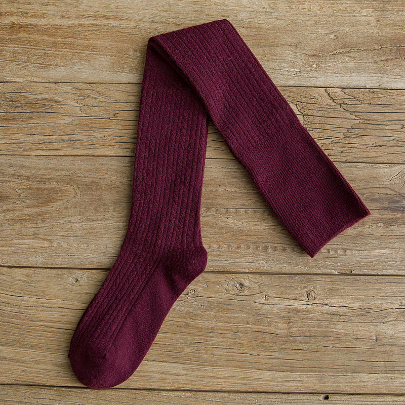 Title 5, Chaussettes hautes en laine et velours