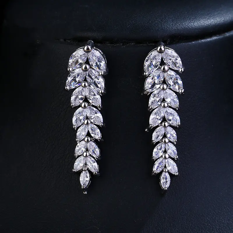 Temperament Personality Beautiful Jewelry Leaf Zircon Earrings