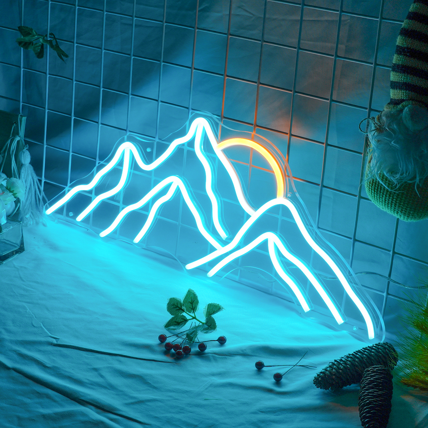 Mountain Shape LED Neon Light, picture 2 of 4