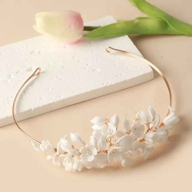 White Ceramic Flower Headwear For Women Shss5315 Gold - Shop at LoveMi