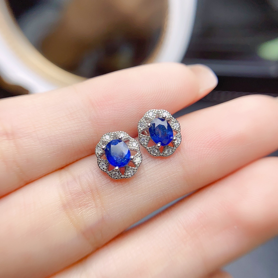 Women's Natural Sapphire Stud Earrings - Image 3