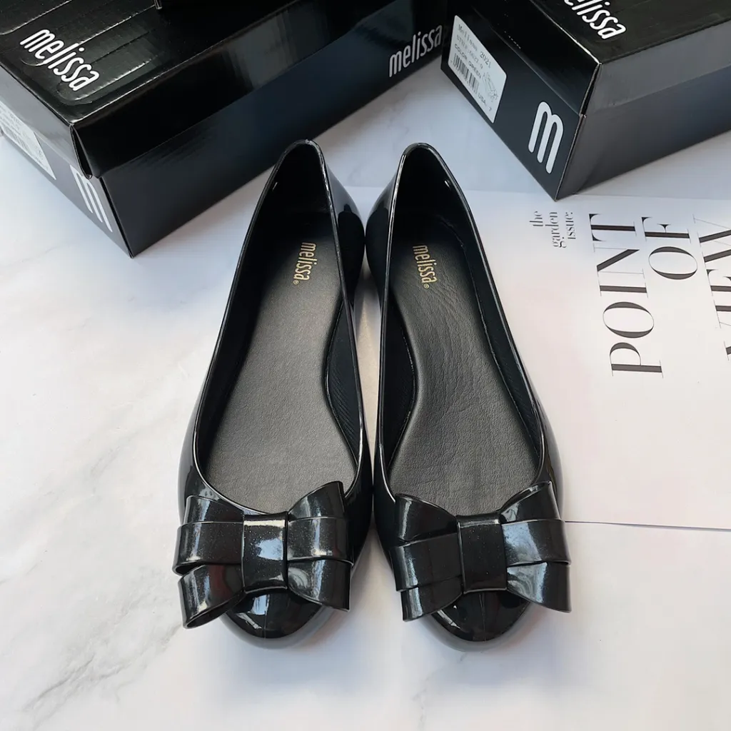 Colourblock Flat Shoes With Shallow Bow - Black