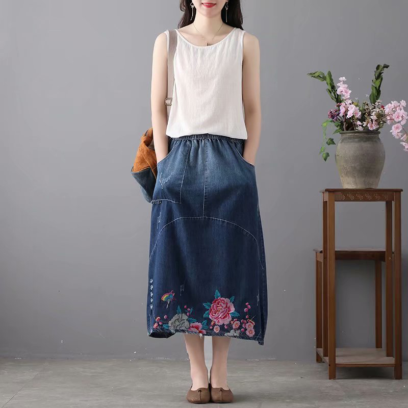 Mid-length High Waist Loose A-line Skirt
