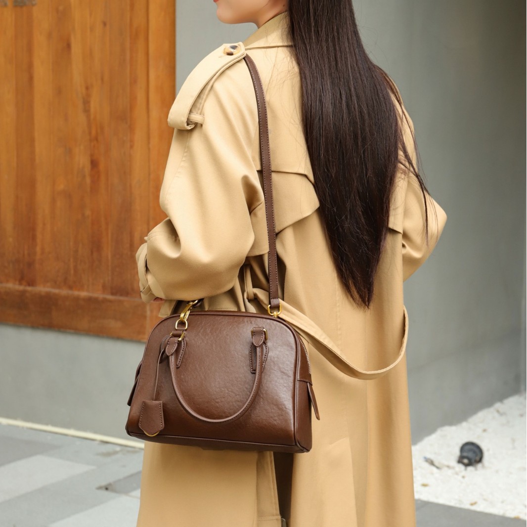 Top-Grain Leather Versatile Bag 2026 New Boston Pillow Bag Shoulder And Crossbody Bag Large Capacity Genuine Leather Handbag 7