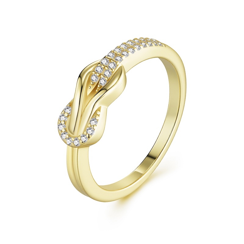 luksuslik minimalistlik ehtekomplekt moissaniidiga