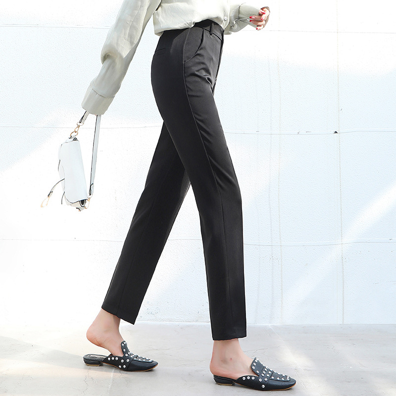 Black cropped trousers