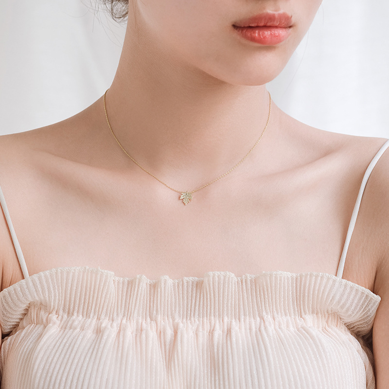 Maple Leaf Necklace Women's 925 Silver Ins Simple Pendant
