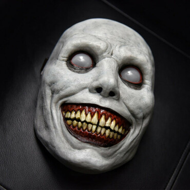 Halloween mask