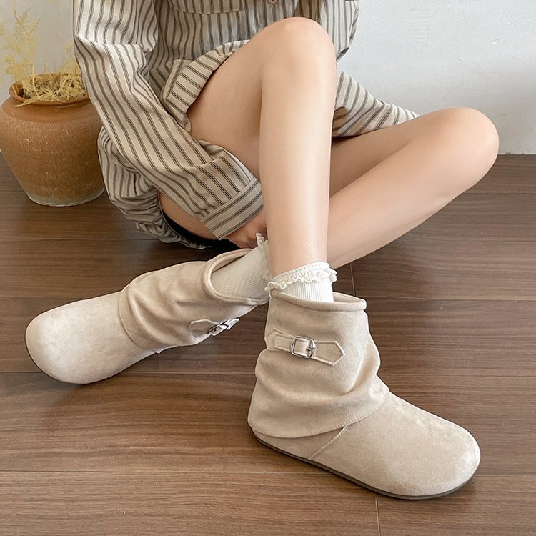 Thick Soled Boken Boots, picture 3 of 4