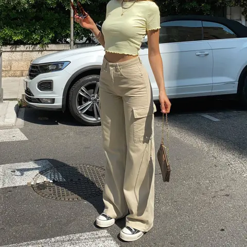Women's Fashion Straight Jeans in Autumn