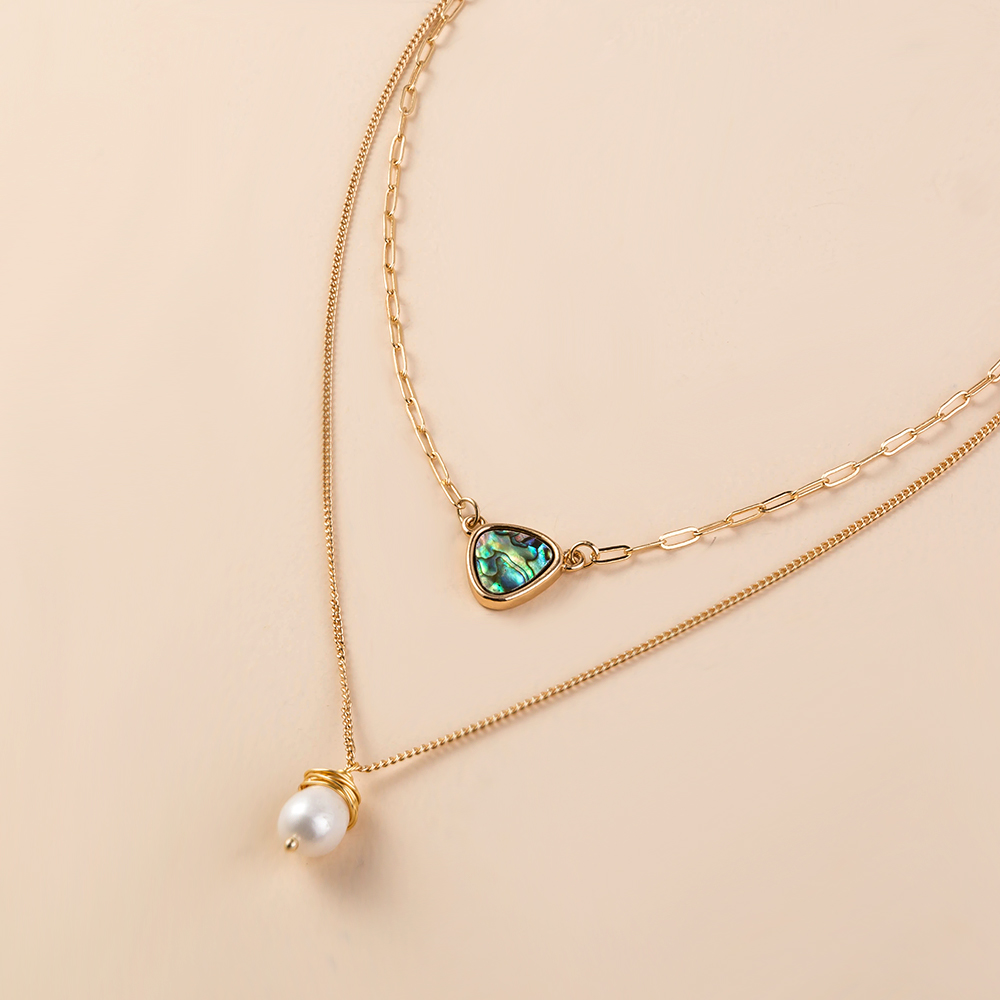 European and American hot-selling natural color abalone shell triangle pendant personality wild natural freshwater pearl necklace ins