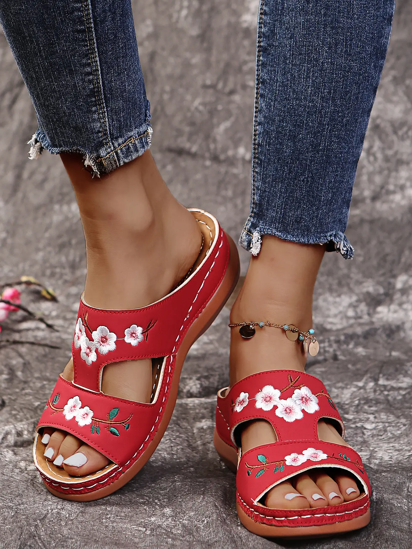 Roman Shoes Wedge Platform Sandals Embroidered Flower Sandals