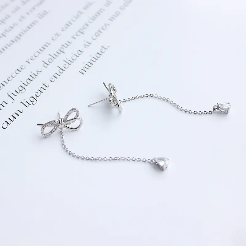 Fashionable Personality Femininity Long Earrings