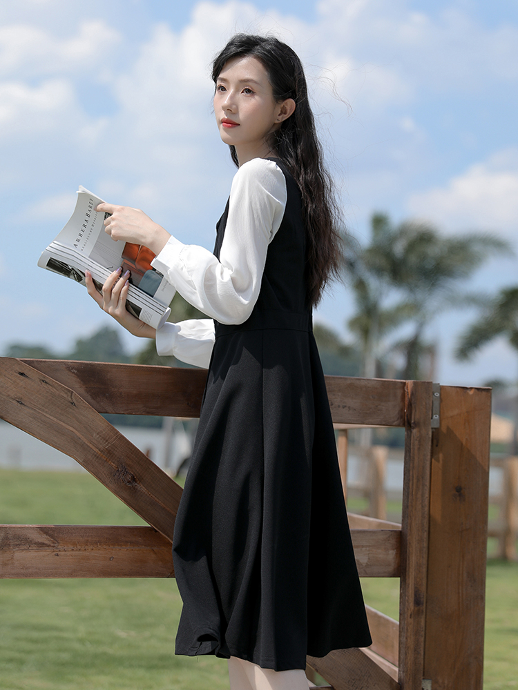 Square-Neck Little Black Dress, picture 5 of 5