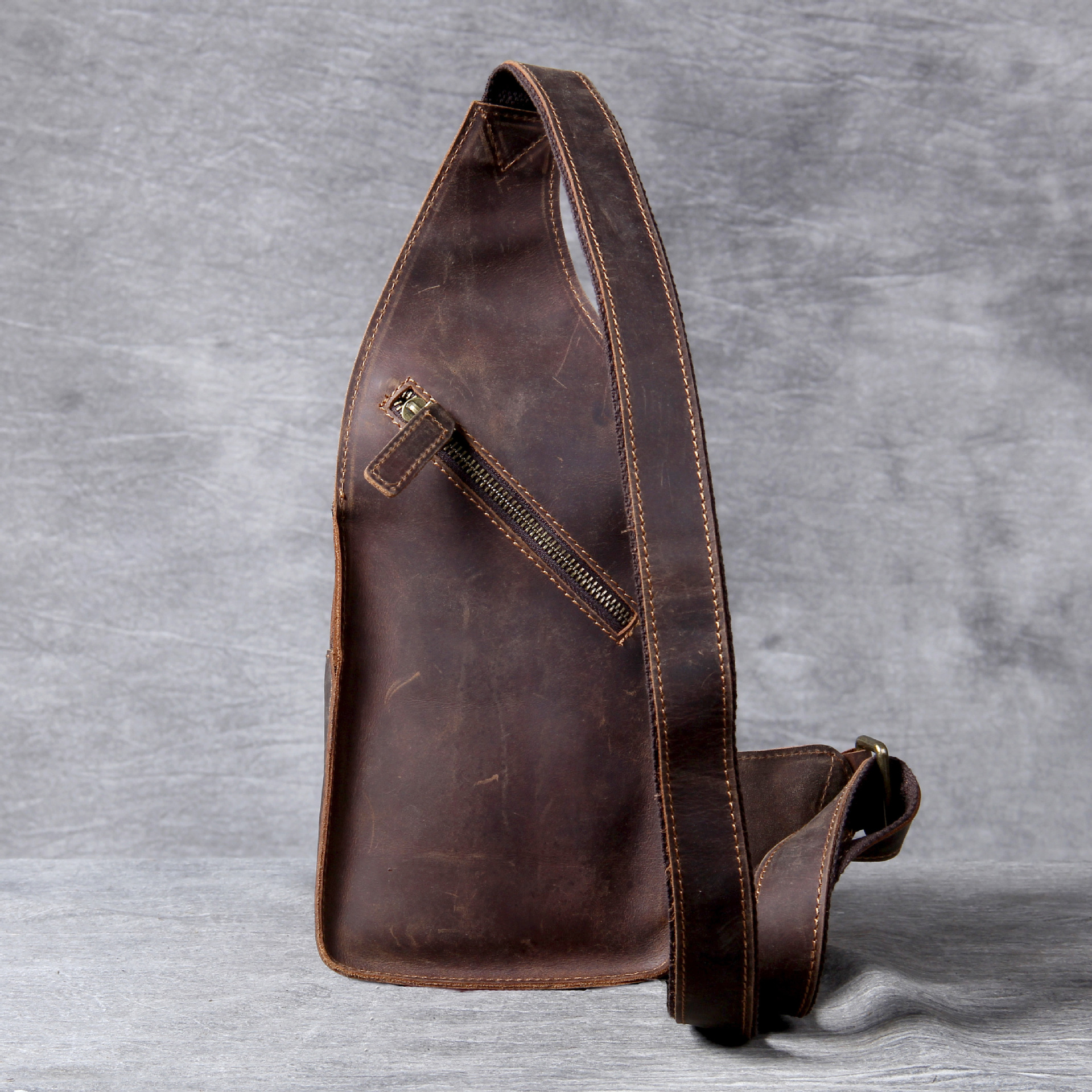 Title 4, Mochila Crossbody Masculina Retro Artesanal