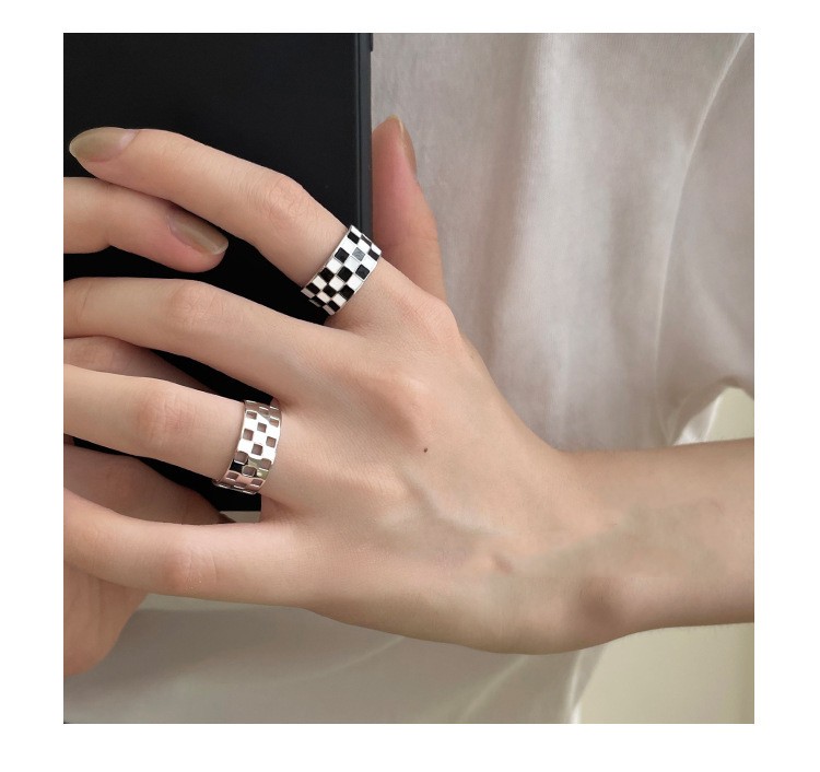 Black-white Checkerboard Female Grid Color Matching Open Ring