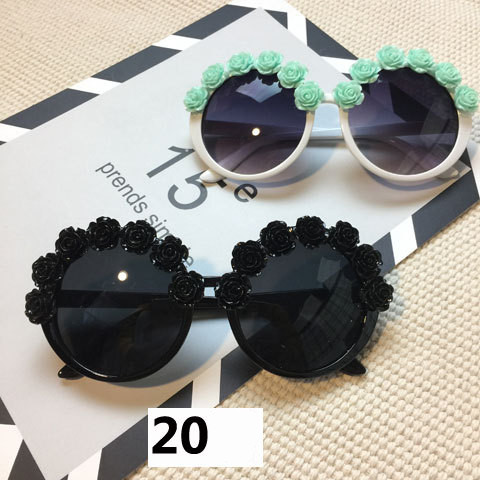 Title 22, Handmade flower diamond sunglasses