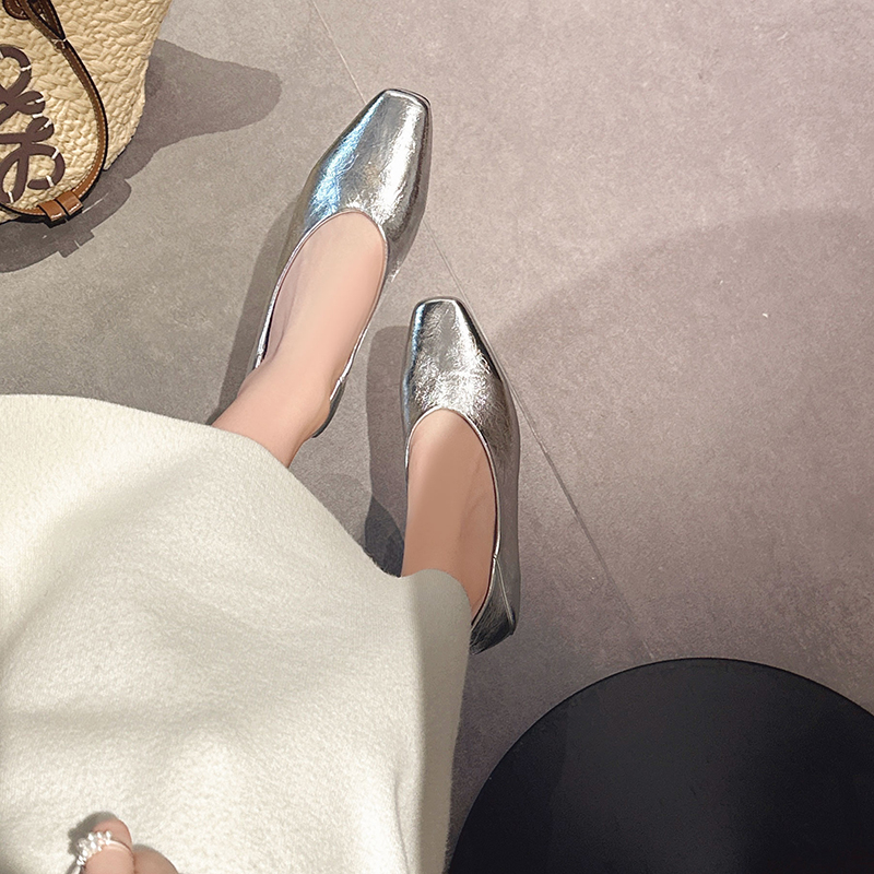 Pointed Toe Slip-On Flats, picture 3 of 4