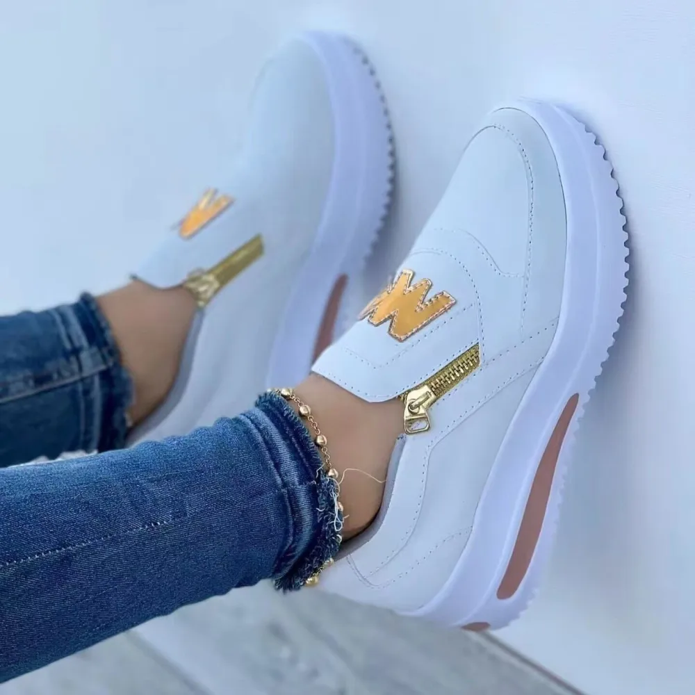 Large Size Sports Shoes Flat Solid Color Women's Casual