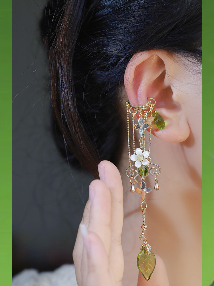 Title 5, Ear Cuff Vert Perle Gland