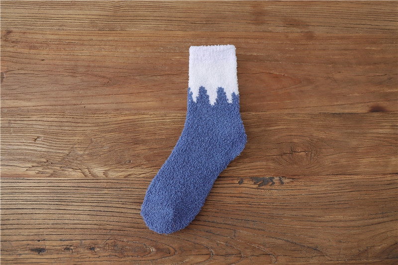 Title 7, Coral fleece home sleep socks