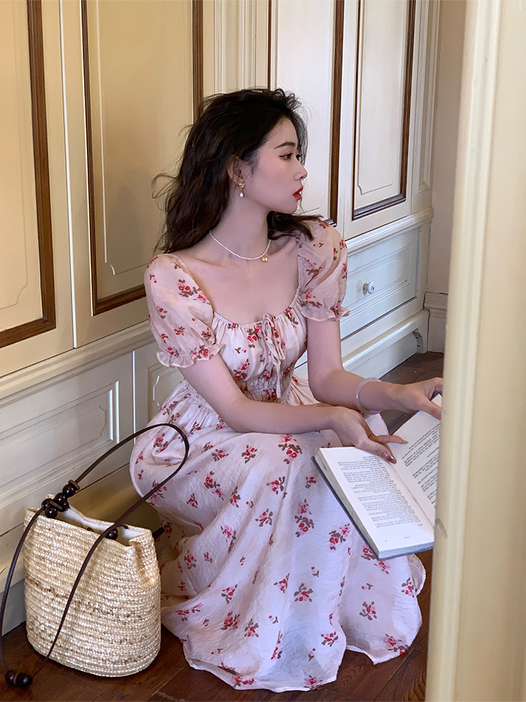 French Retro Court Style Floral Square Neck Dress