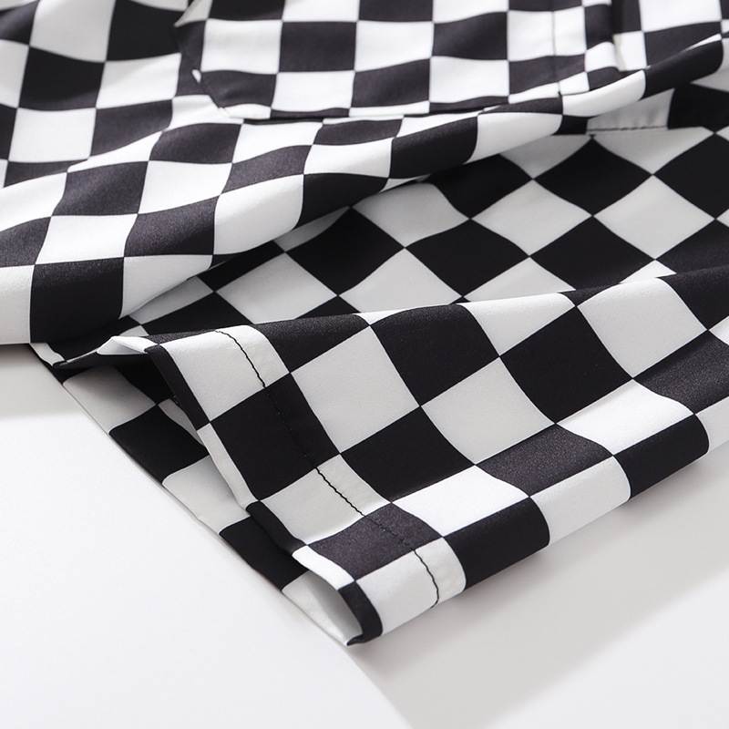 Title 14, Japanese Retro Black And White Plaid Print Shor...