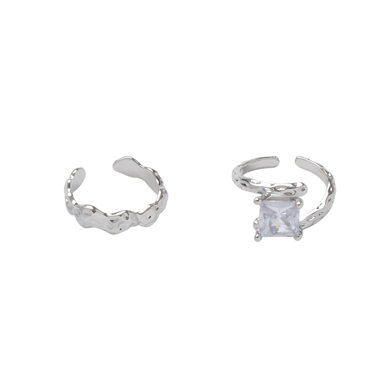 Niche Design With A Light And Luxurious Temperament Retro Opening Ring