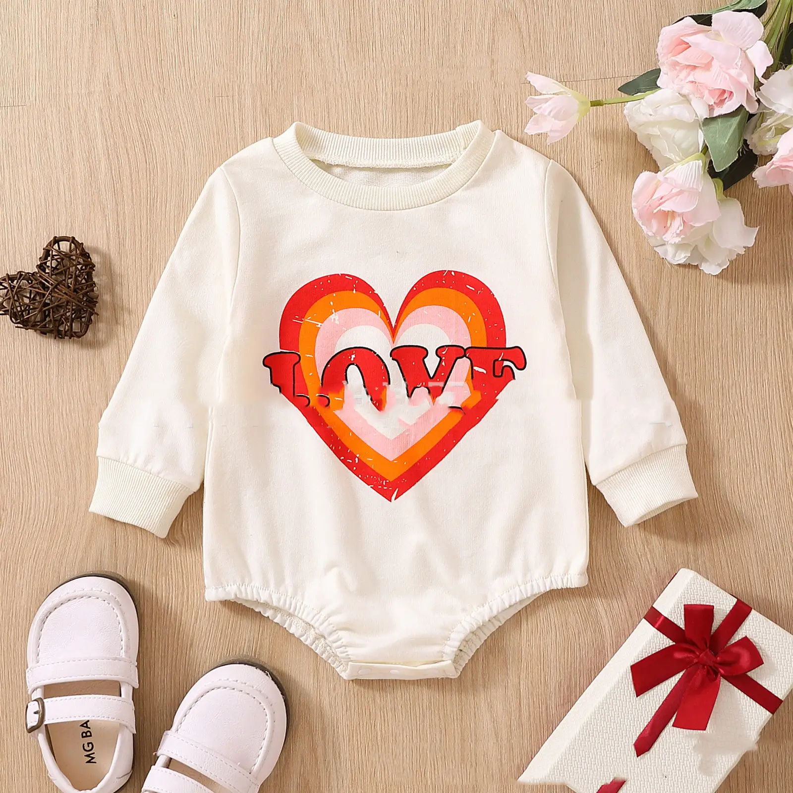 Female Unisex Baby's Valentine's Day Three Series Of Love Long-sleeved Triangle Rompers