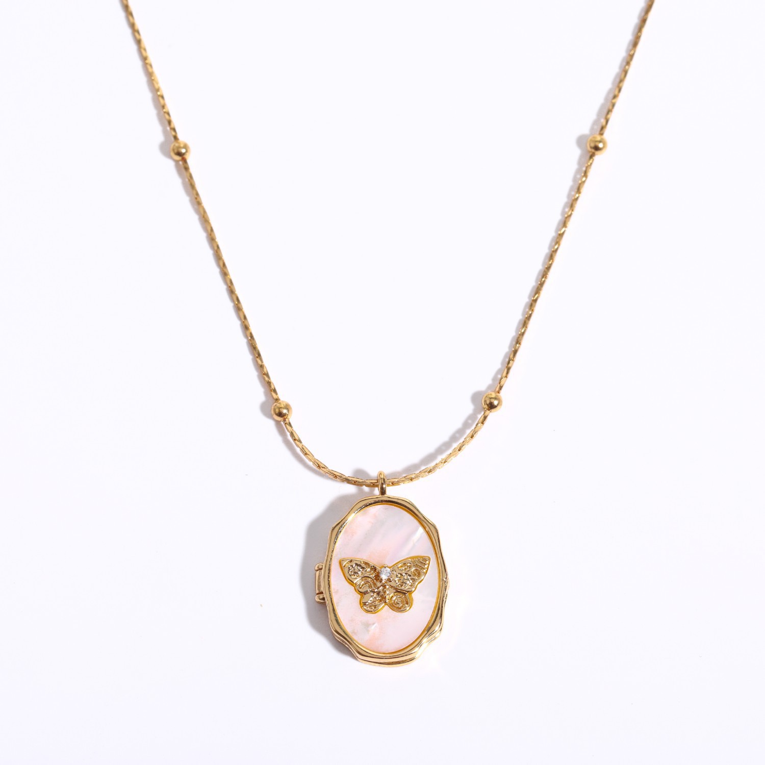 Butterfly Shell Photo Frame Necklace, picture 4 of 5