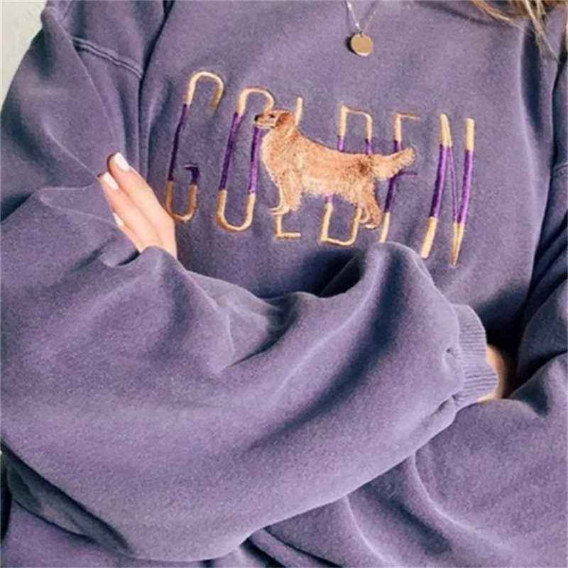 Women's Alphabet Animal Print Crew Neck Long Sleeve Sweatshirt