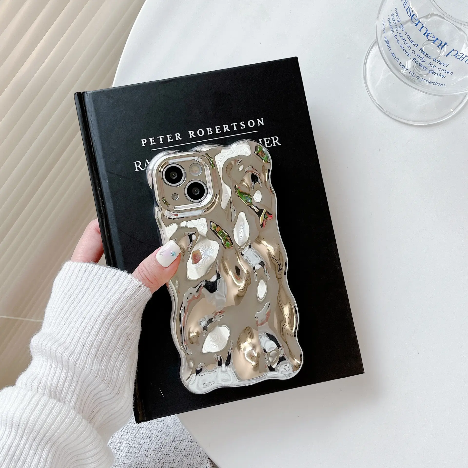 Electroplated Fashionable Bubble Phone Case
