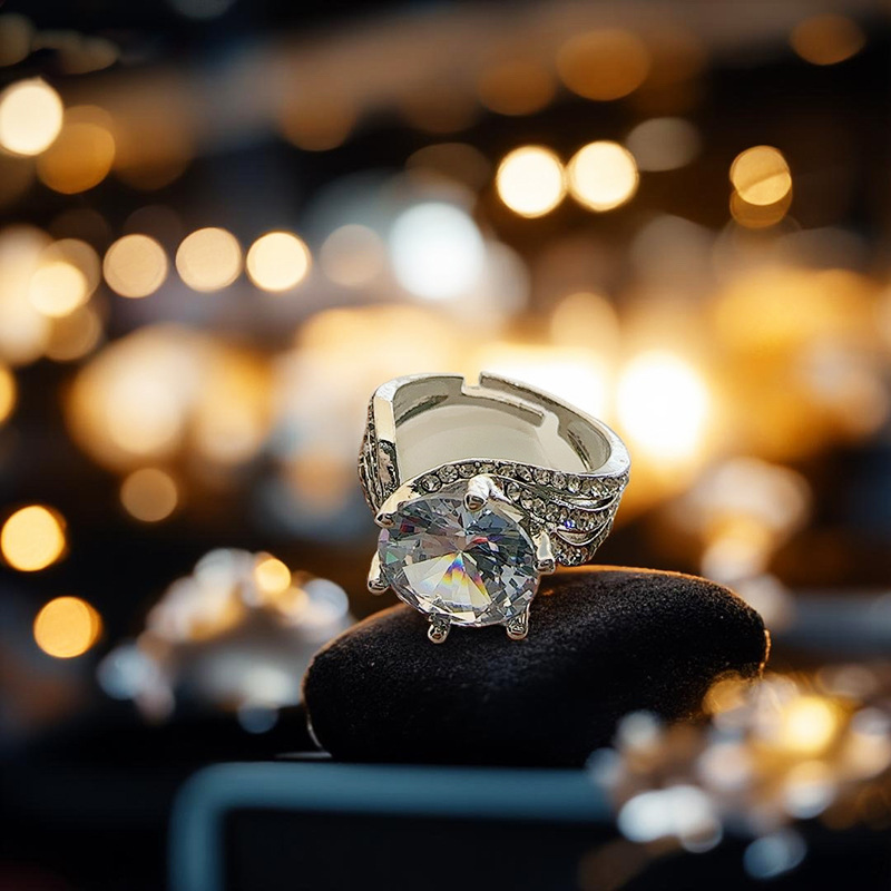 Women's Crystal Encrusted Ring & Couple Rings Light Luxury, High End, Ultra Shiny,... thumbnail 1