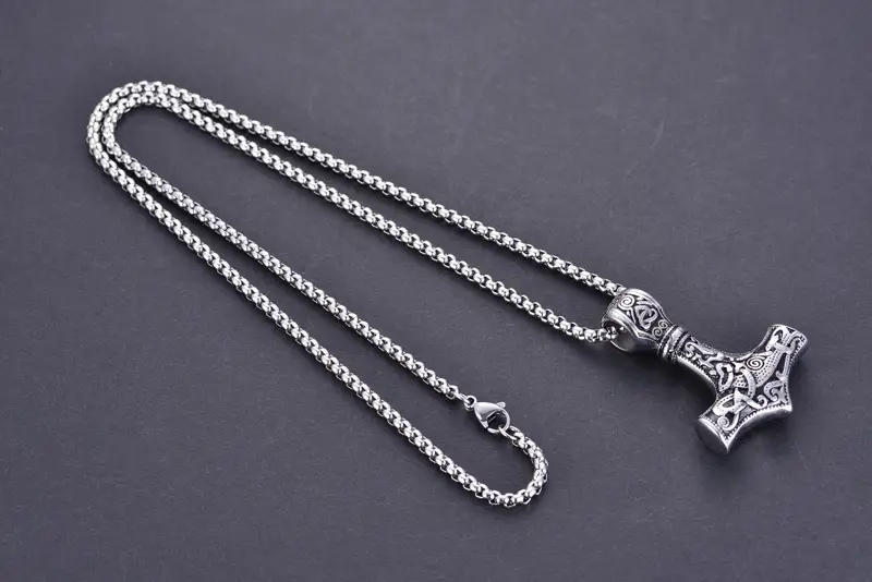 Simple And Creative Stainless Steel Men's Personality Necklace