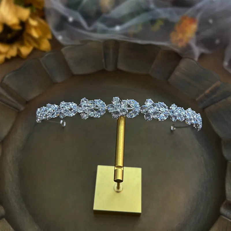 Bridal Simple And Elegant Retro Single Layer Headband - 7 Style