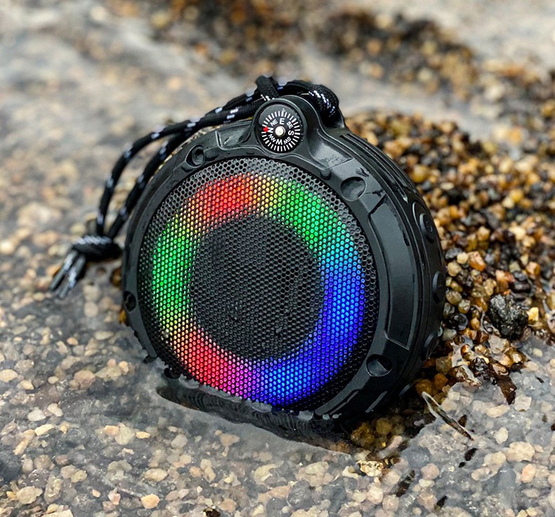 Portable New Subwoofer Outdoor Stereo Plug-in Card Wireless Button Bluetooth Speaker - Image 2