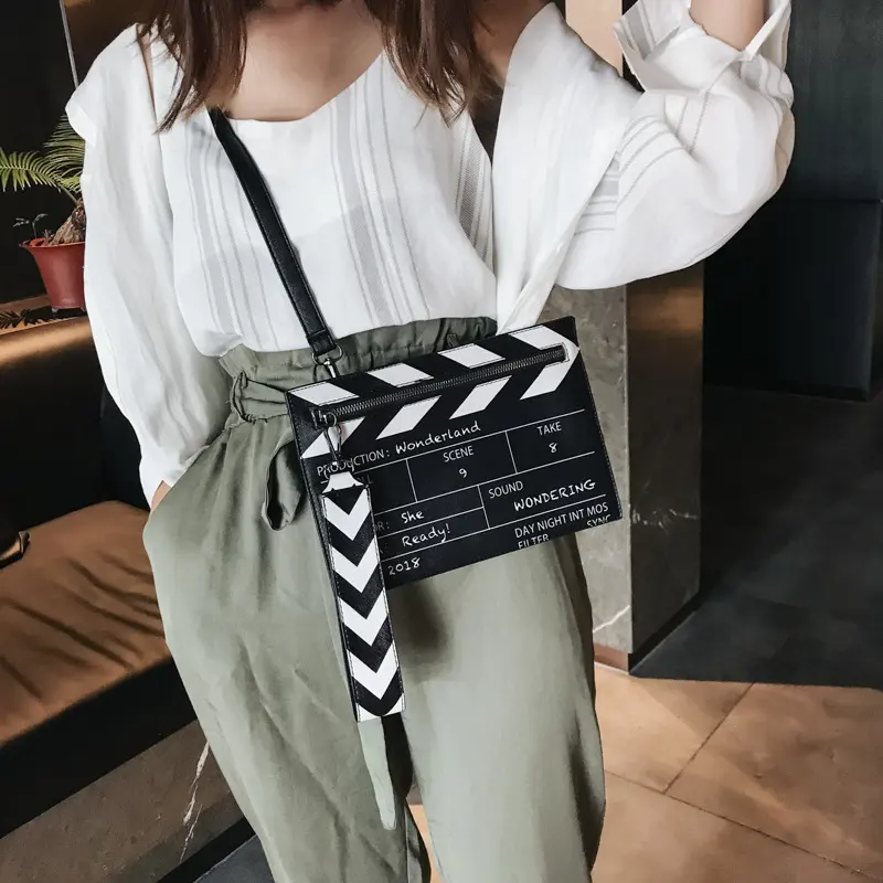 Movie Prop Design Pu Leather Casual Women's Clutch Envelope