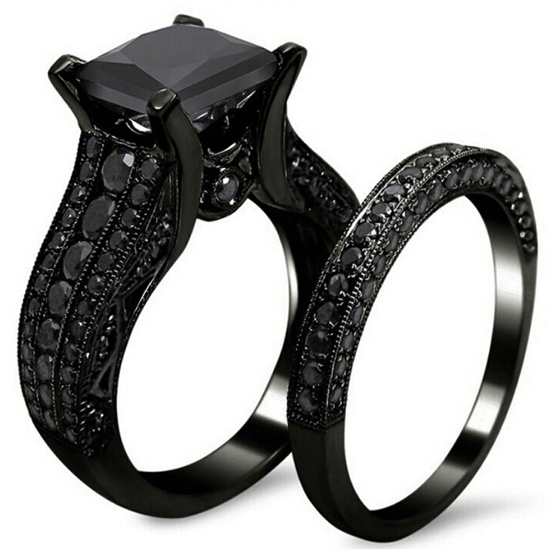 Black Gold Vintage Men's And Women's Ring Set
