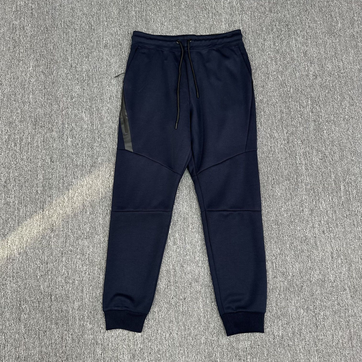 Men's Casual Pants Made Of Pressed Rubber