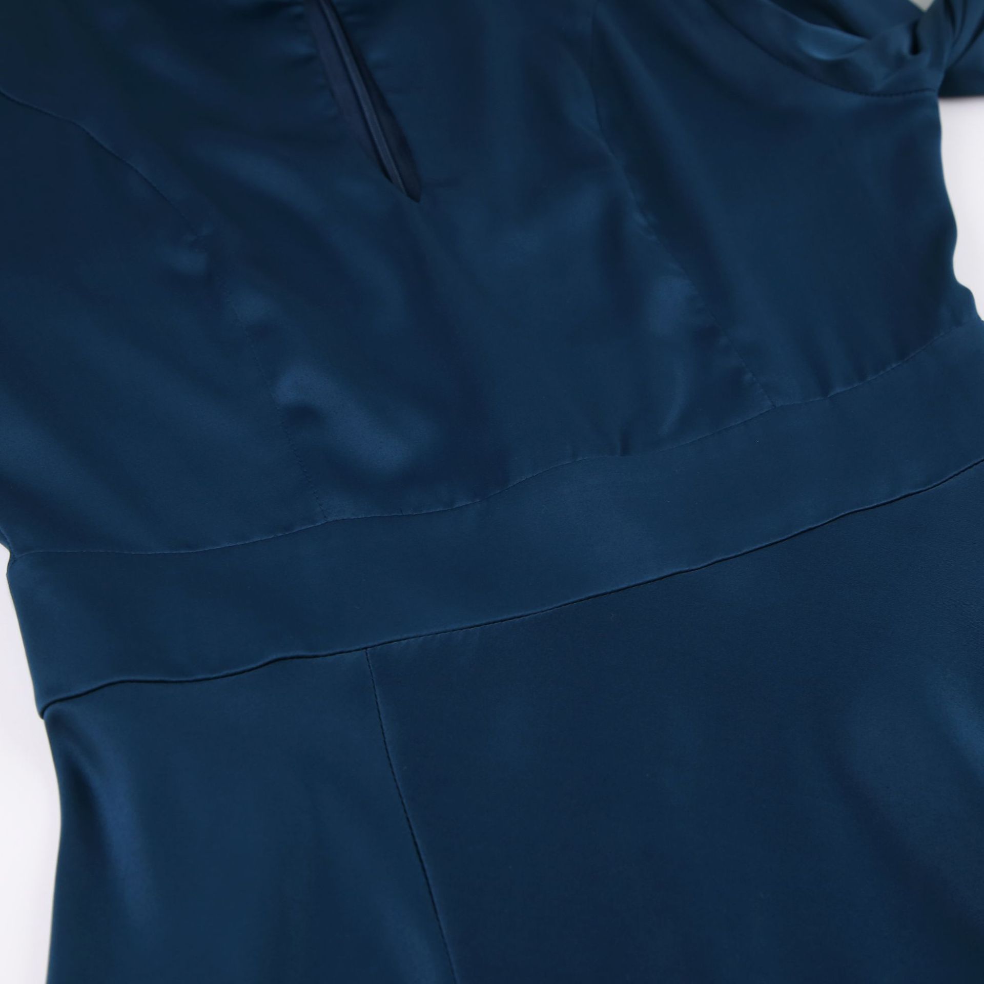 Temperament Advanced European And Beautiful Women's High Waist Hollow Long Skirt