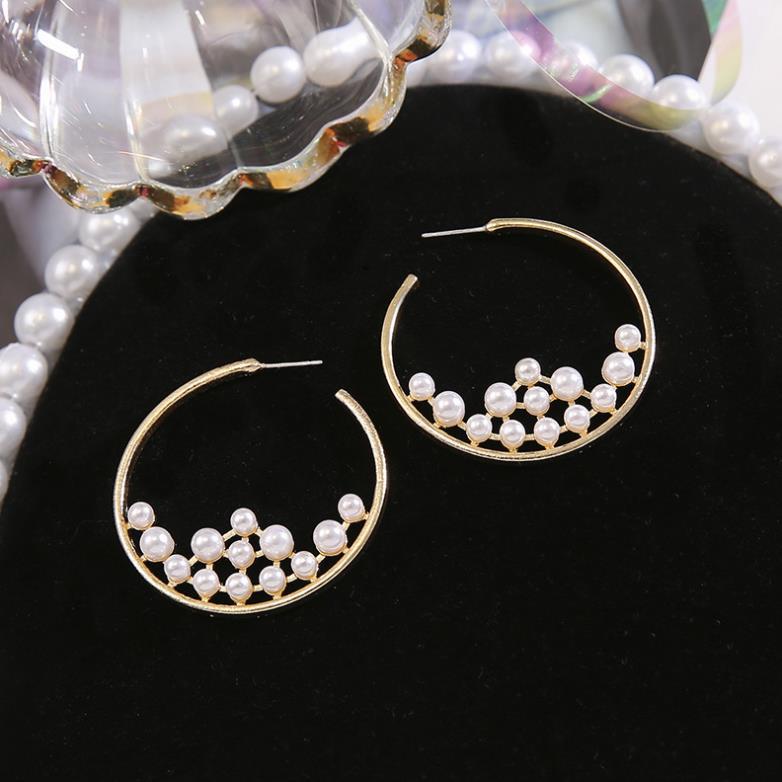 Pearl Inlaid Big Earrings Spring And Summer New Fashion Exaggerated Retro Earrings