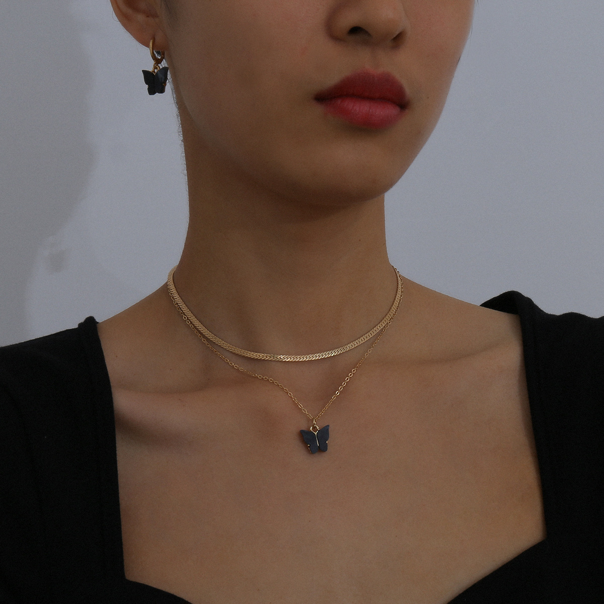 Temperament Color Small Butterfly Short Necklace