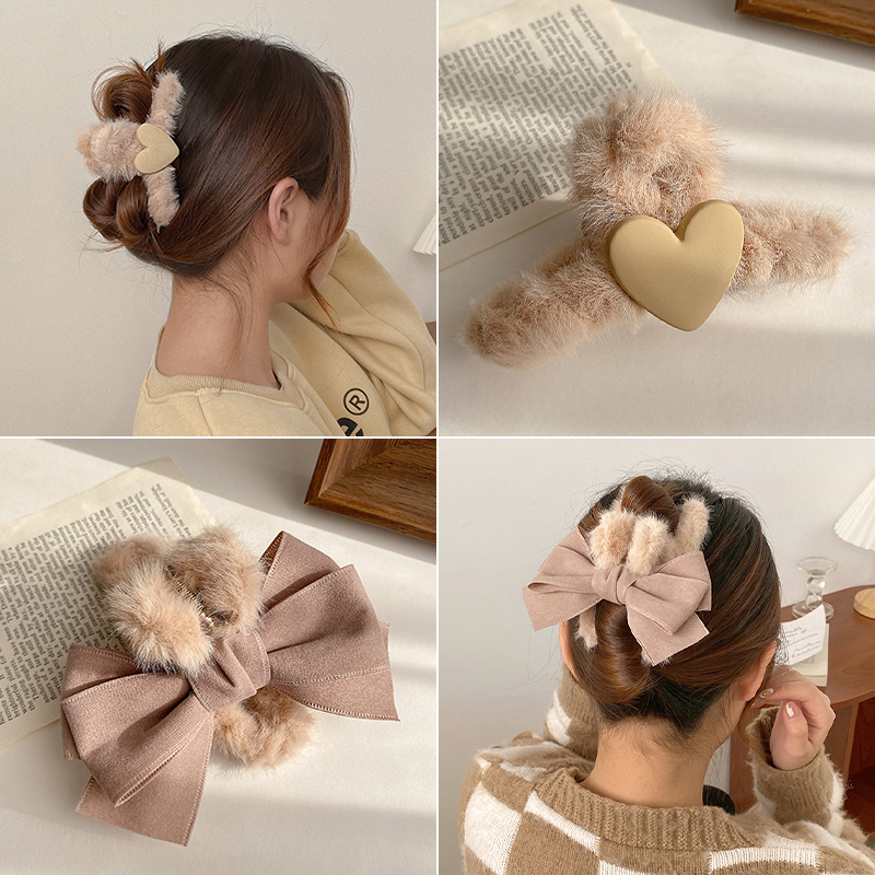 Plush Female Bowknot Big Shark Grab Clip At The Back Of The Head