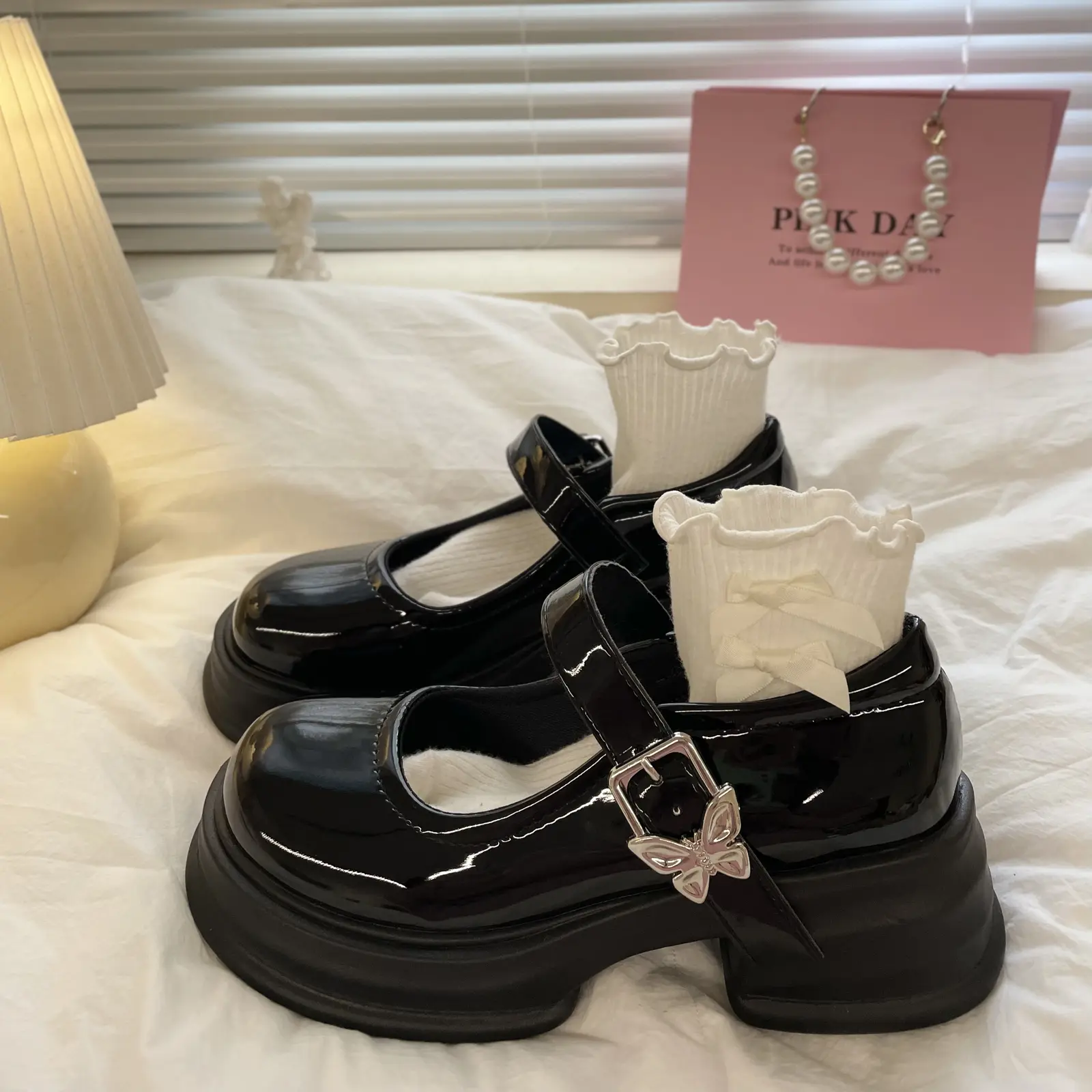 Round Toe Black Versatile Small Leather Shoes For Women