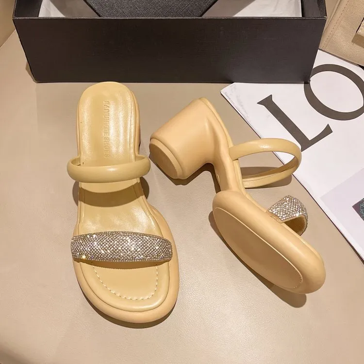 Thick Heel Sandals With Rhinestones - Yellow