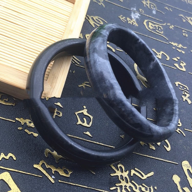 Carbonate Black Ink Jade Pattern Bracelet