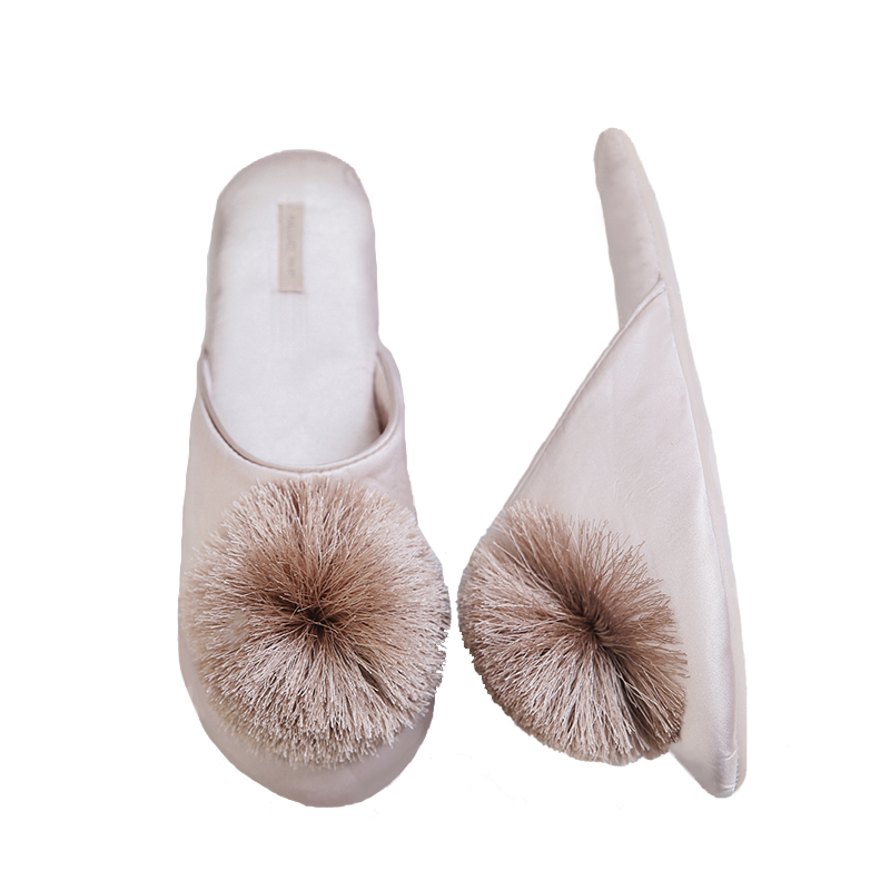 Champagne tassel ball slippers